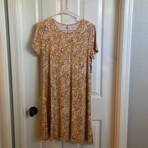 Gold and maroon floral print t-shirt dress.